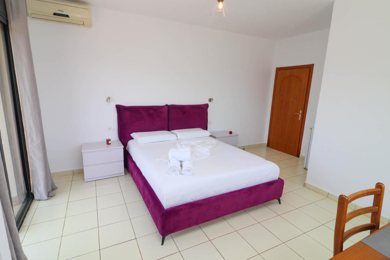 Bora Rooms Himare Esterno foto